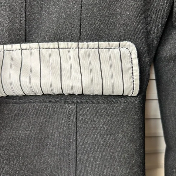 DKNY City Blazer - Picture 5 of 12